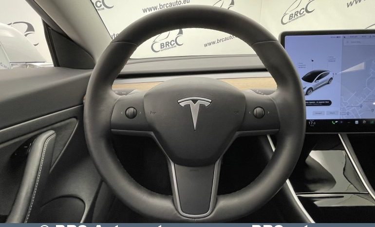 Tesla Model 3 Standart Range 2020 full