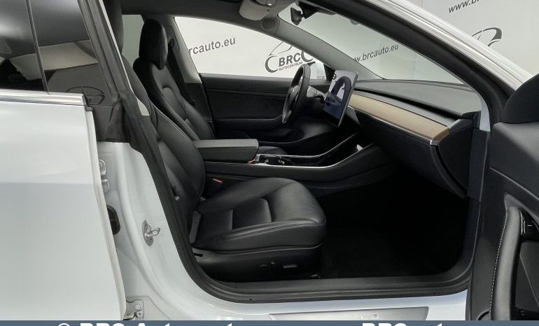 Tesla Model 3 Standart Range 2020 full