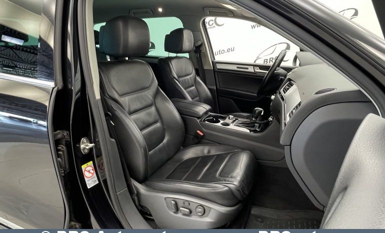 Volkswagen Touareg 3.0 TDI Automatas 2011 full