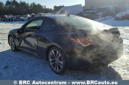 Hyundai Genesis Coupe 3.8 V6 2013 full