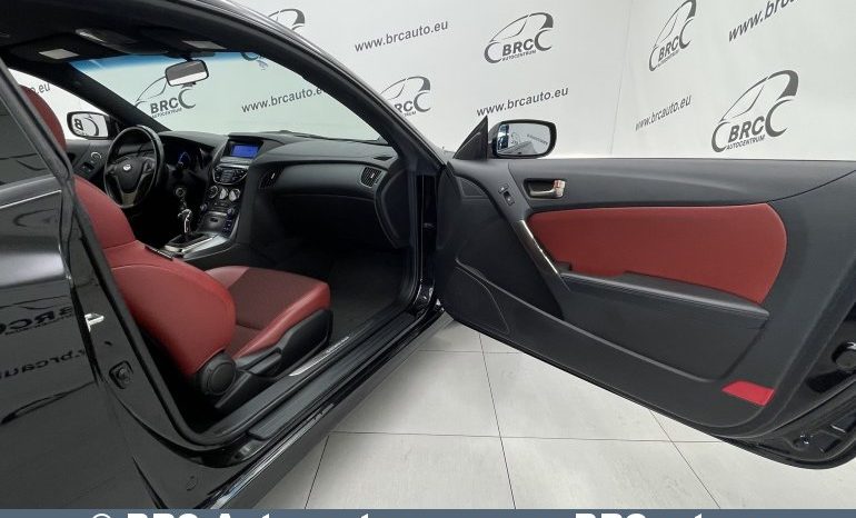Hyundai Genesis Coupe 3.8 V6 2013 full