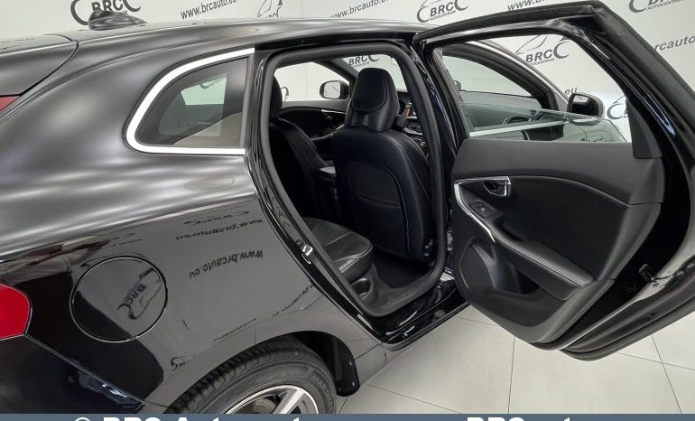 Volvo V40 D3 R-Design Automatas 2018 full