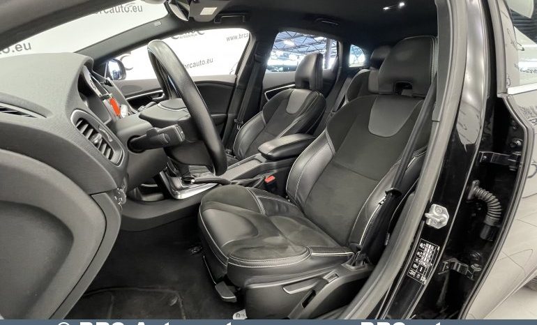 Volvo V40 D3 R-Design Automatas 2018 full