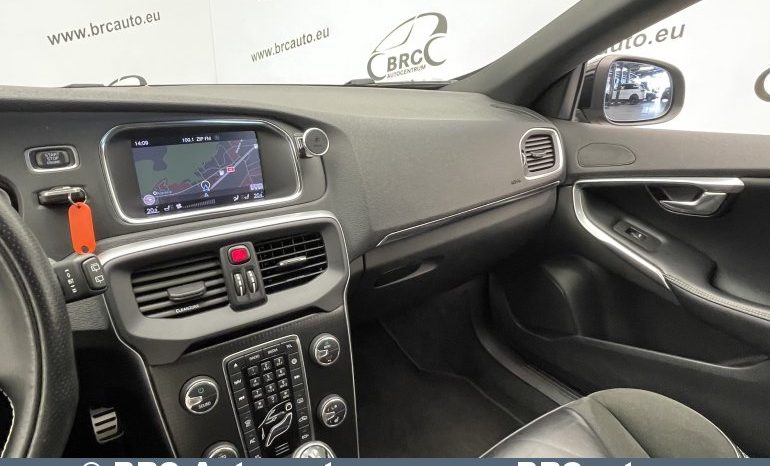 Volvo V40 D3 R-Design Automatas 2018 full