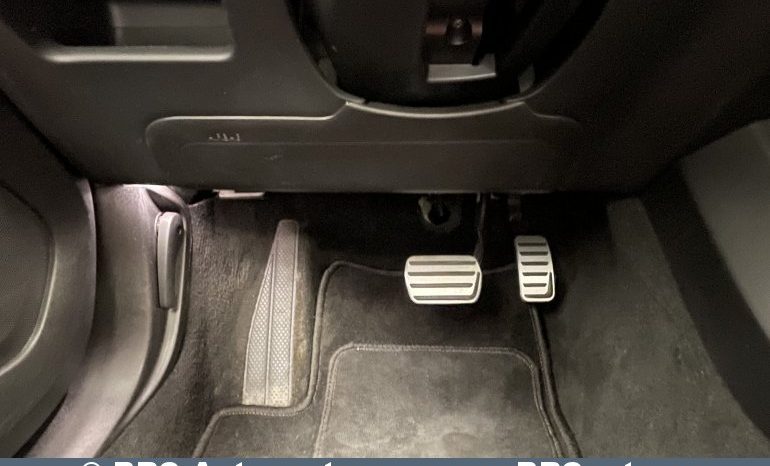 Volvo V40 D3 R-Design Automatas 2018 full
