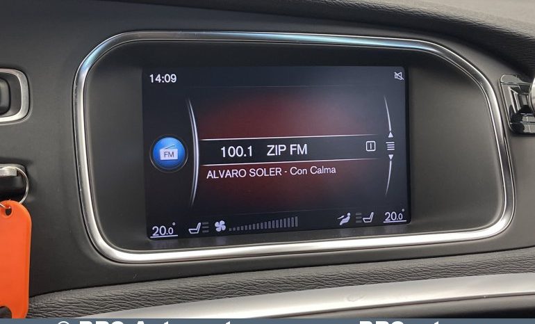 Volvo V40 D3 R-Design Automatas 2018 full