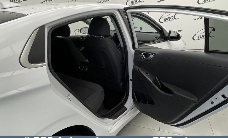 Hyundai Ioniq Polarwhite Plug-in Automatas 2020 full