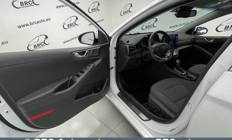 Hyundai Ioniq Polarwhite Plug-in Automatas 2020 full