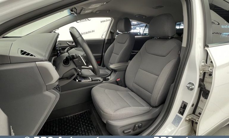 Hyundai Ioniq Polarwhite Plug-in Automatas 2020 full