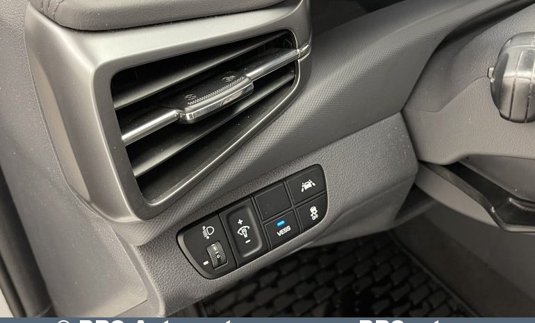 Hyundai Ioniq Polarwhite Plug-in Automatas 2020 full