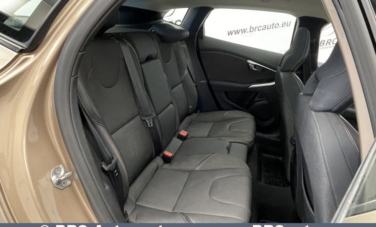 Volvo V40 Cross Country D4 Automatas 2015 full