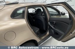 Volvo V40 Cross Country D4 Automatas 2015 full