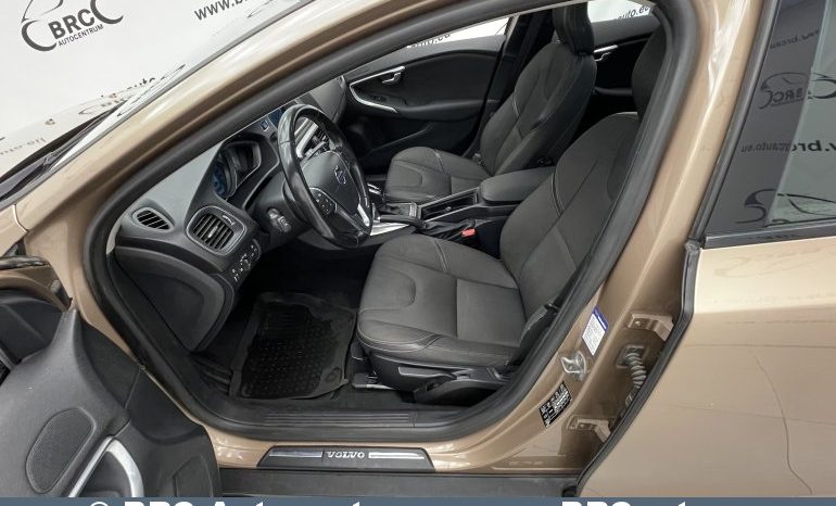 Volvo V40 Cross Country D4 Automatas 2015 full