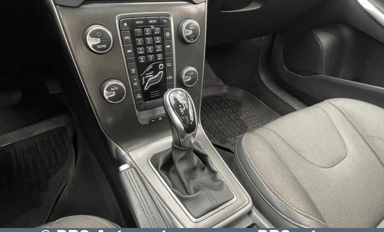 Volvo V40 Cross Country D4 Automatas 2015 full