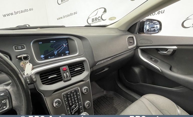 Volvo V40 Cross Country D4 Automatas 2015 full