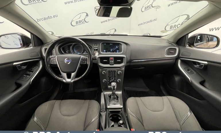 Volvo V40 Cross Country D4 Automatas 2015 full