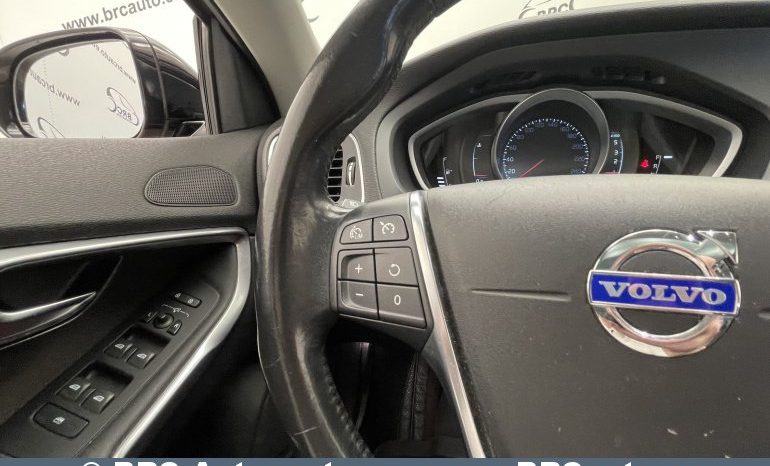 Volvo V40 Cross Country D4 Automatas 2015 full