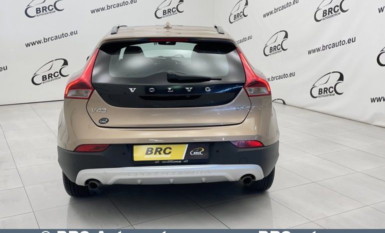 Volvo V40 Cross Country D4 Automatas 2015 full