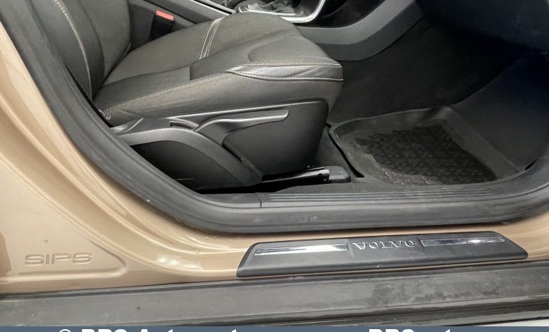 Volvo V40 Cross Country D4 Automatas 2015 full