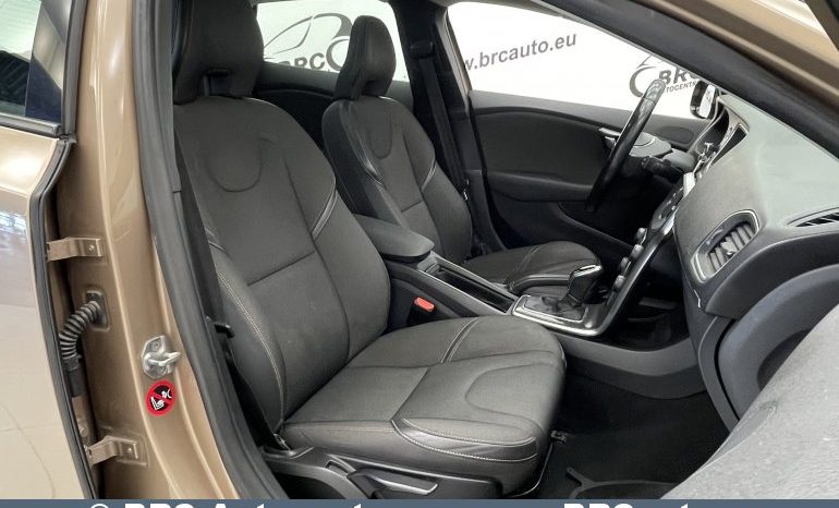 Volvo V40 Cross Country D4 Automatas 2015 full