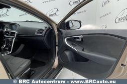 Volvo V40 Cross Country D4 Automatas 2015 full