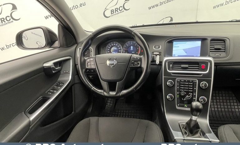 Volvo V60 1.6 Drive 2012 full