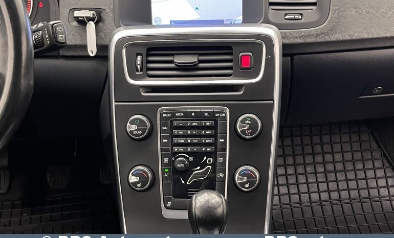 Volvo V60 1.6 Drive 2012 full
