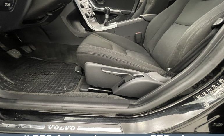 Volvo V60 1.6 Drive 2012 full
