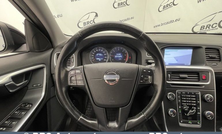 Volvo V60 1.6 Drive 2012 full