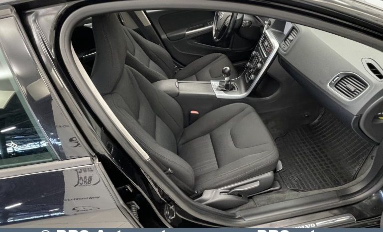 Volvo V60 1.6 Drive 2012 full