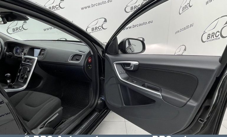 Volvo V60 1.6 Drive 2012 full