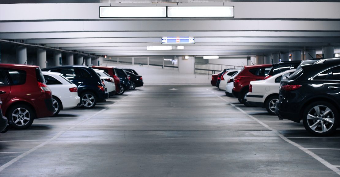 Automobiliai (Shutterstock nuotr.)