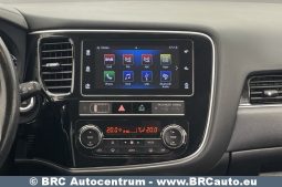 Mitsubishi Outlander 2.0 4WD Automatas 2019 full