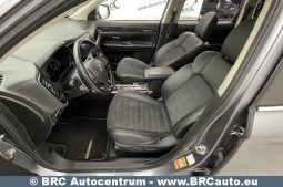 Mitsubishi Outlander 2.0 4WD Automatas 2019 full