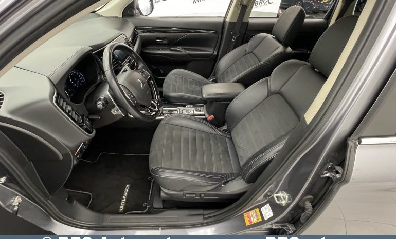Mitsubishi Outlander 2.0 4WD Automatas 2019 full