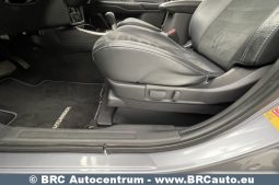 Mitsubishi Outlander 2.0 4WD Automatas 2019 full