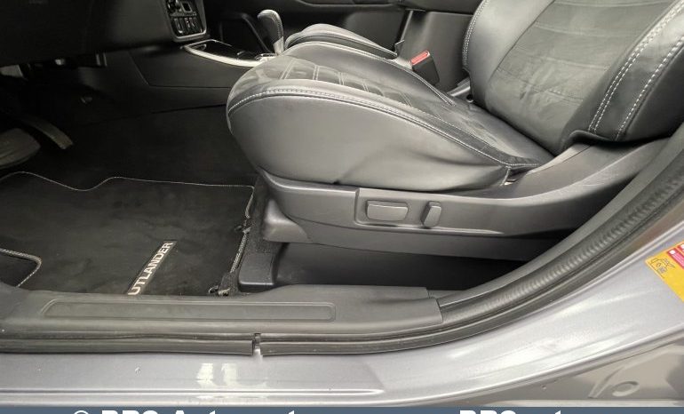 Mitsubishi Outlander 2.0 4WD Automatas 2019 full