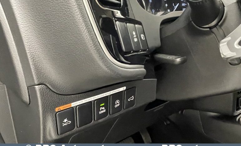 Mitsubishi Outlander 2.0 4WD Automatas 2019 full