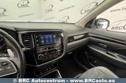 Mitsubishi Outlander 2.0 4WD Automatas 2019 full