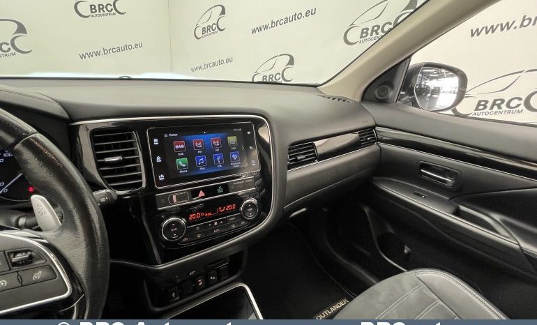 Mitsubishi Outlander 2.0 4WD Automatas 2019 full