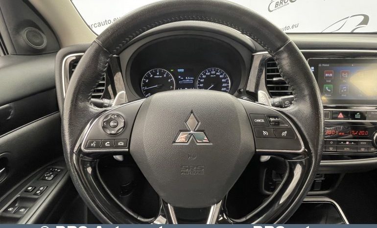 Mitsubishi Outlander 2.0 4WD Automatas 2019 full