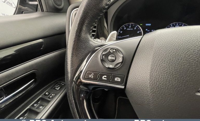 Mitsubishi Outlander 2.0 4WD Automatas 2019 full