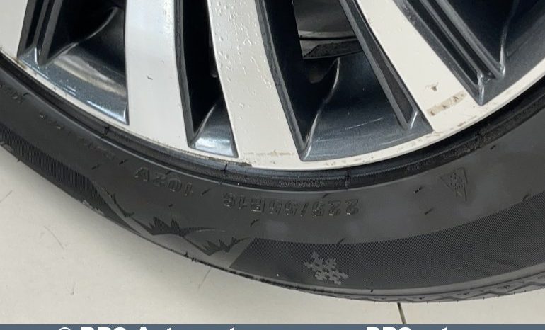 Mitsubishi Outlander 2.0 4WD Automatas 2019 full