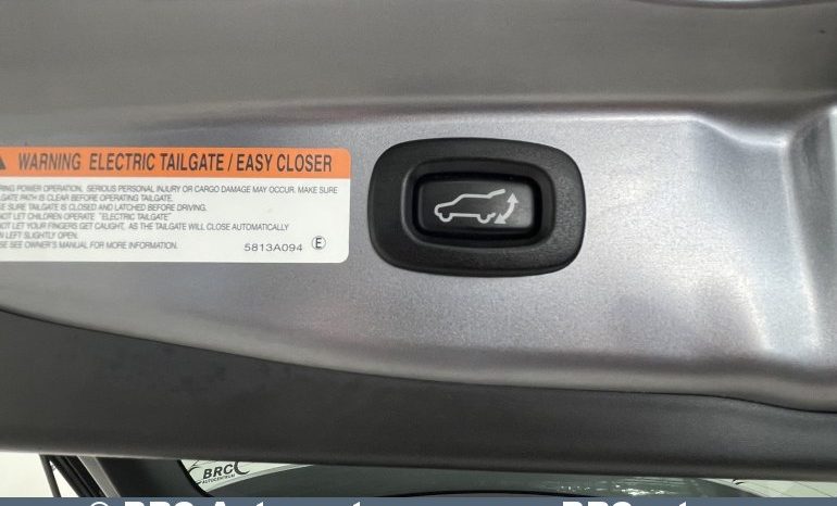 Mitsubishi Outlander 2.0 4WD Automatas 2019 full