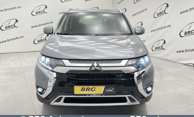 Mitsubishi Outlander 2.0 4WD Automatas 2019 full