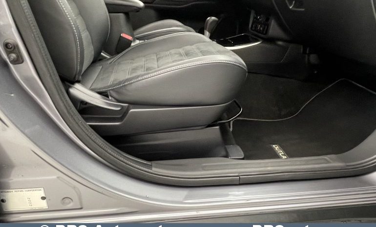 Mitsubishi Outlander 2.0 4WD Automatas 2019 full
