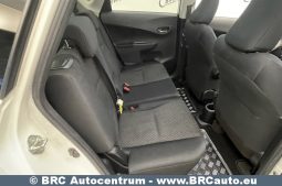 Toyota Verso-S 1.3i 2012 full
