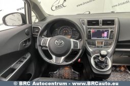 Toyota Verso-S 1.3i 2012 full