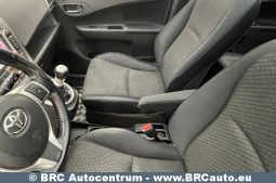 Toyota Verso-S 1.3i 2012 full