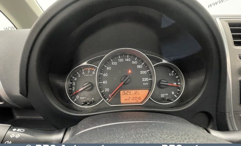 Toyota Verso-S 1.3i 2012 full